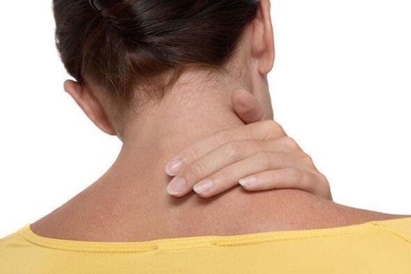 Signos e síntomas da osteocondrose da columna cervical